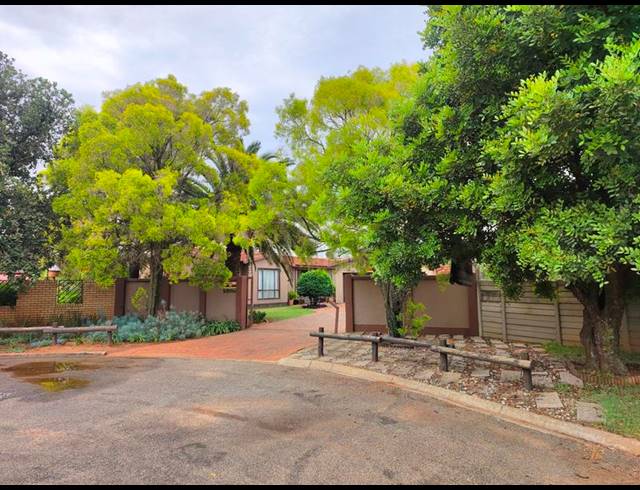 3 BEDROOM HOUSE FOR SALE IN KLIPPOORTJE